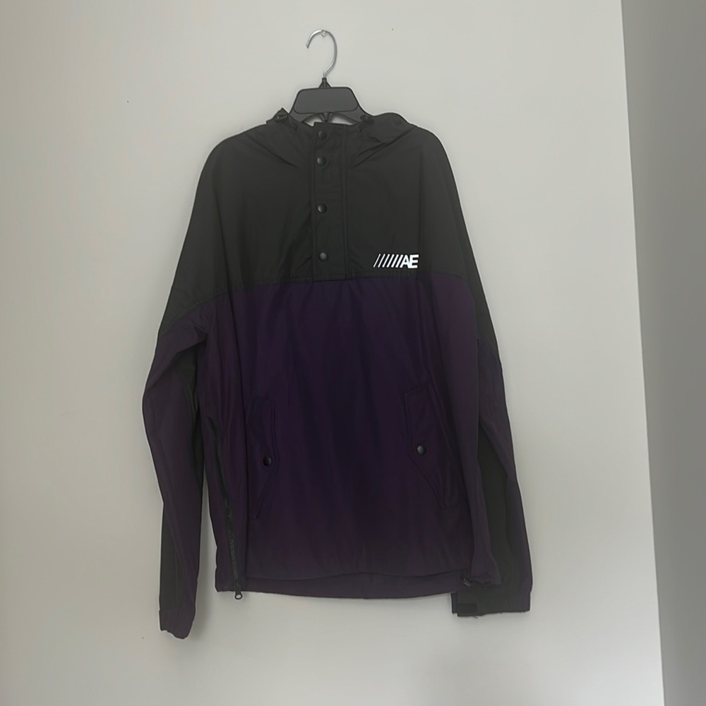 AMERICAN EAGLE WINDBREAKER